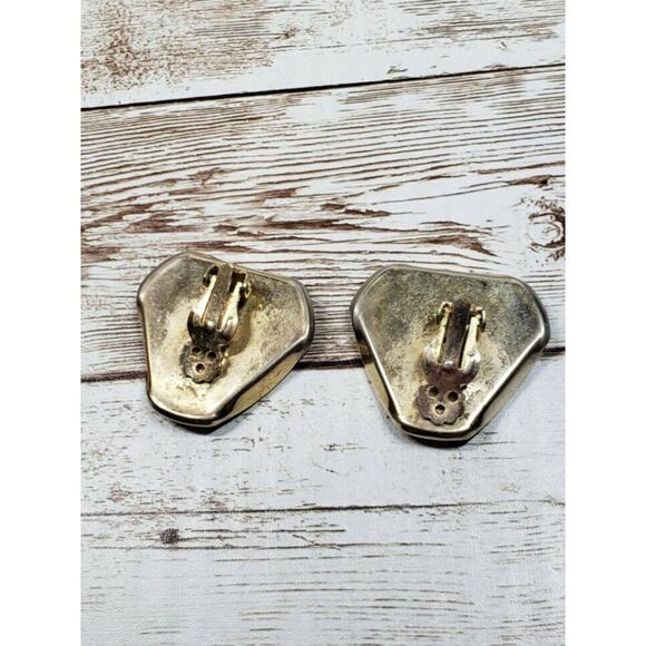 Vintage Clip On Earrings - Unusual Purple Folded Triangle Design Statement - Picture 4 of 6